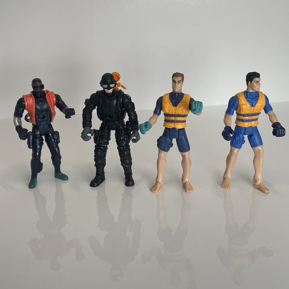 Lot Of‎ 4 Scuba Divers  Action Figures Chap Mei